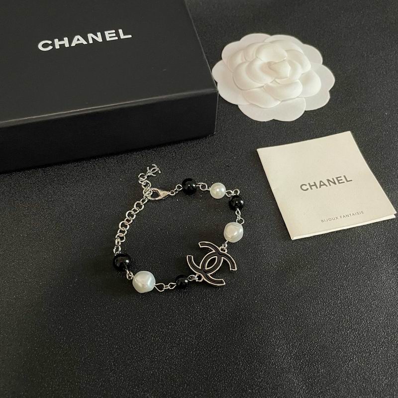 Chanel bracelet 07yxh03 (1)