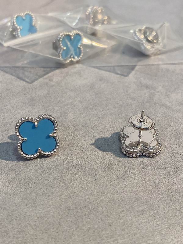 Van Cleef & Arpels earring 03lyh41 (1)