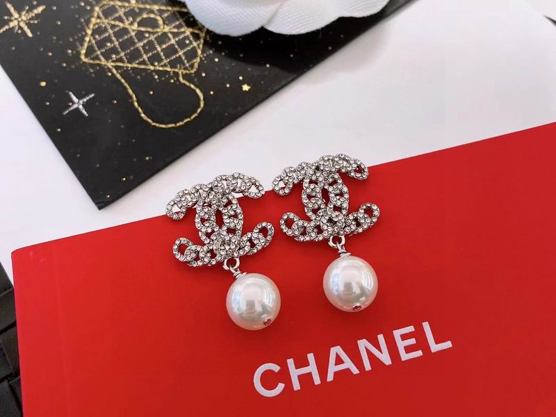 Chanel Earring 06yxh37 (1)