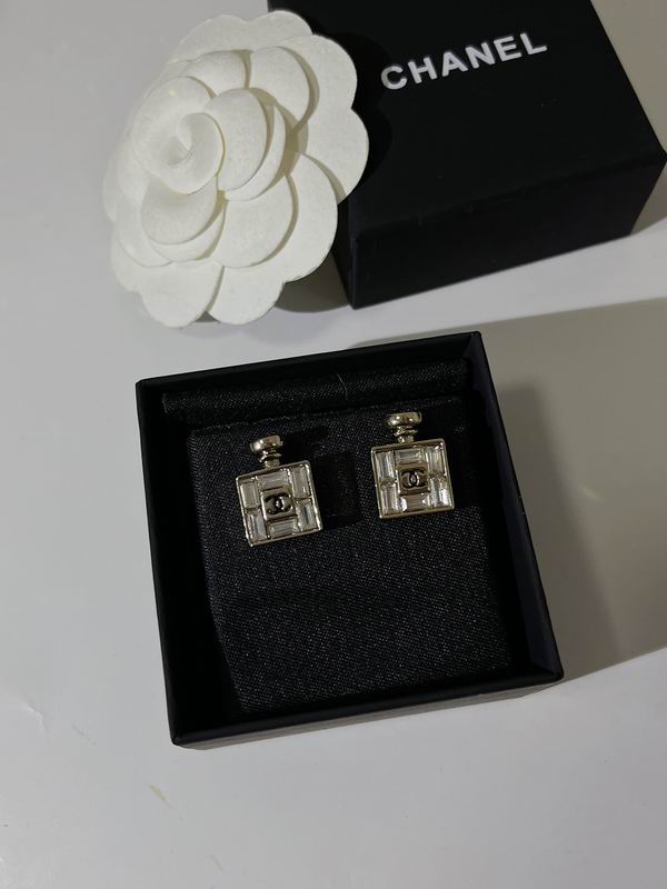 Chanel Earring 06yxh76 (1)