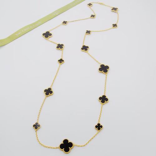 Van Cleef & Arpels necklace 01lyh40 (1)