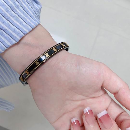 Chanel bracelet 11lyh150 (1)
