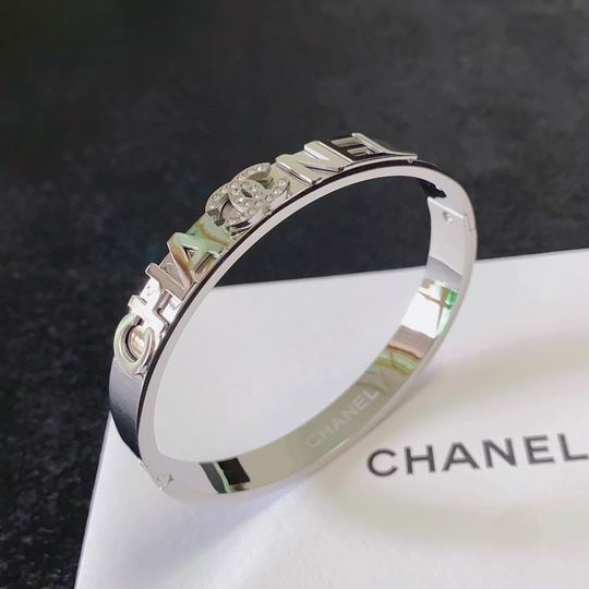 Chanel bracelet 11lyh114 (1)