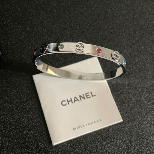 Chanel bracelet 11lyh180 (1)