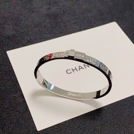 Chanel bracelet 12lyh40 (1)