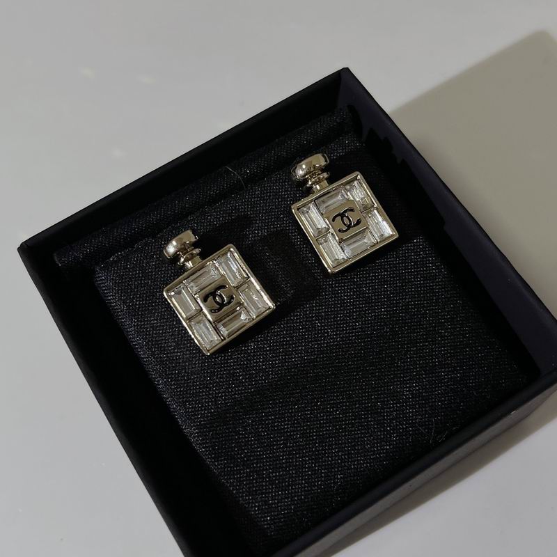 Chanel Earring 06yxh76 (1)