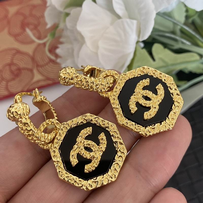 Chanel Earring 07yxh38 (1)