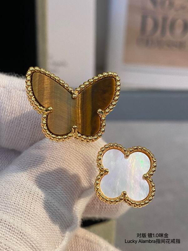 Van Cleef & Arpels ring 03lyh21 (1)