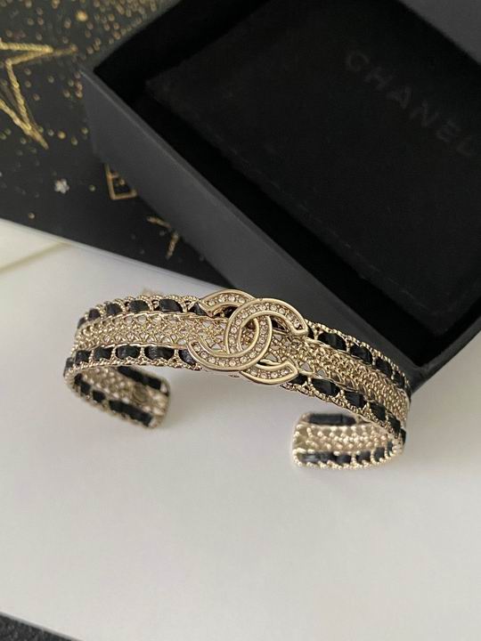 Chanel bracelet 11lyh188 (1)