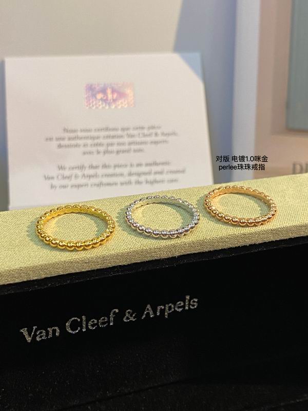 Van Cleef & Arpels ring 03lyh22 (1)