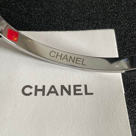 Chanel bracelet 12lyh04 (1)
