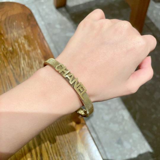 Chanel bracelet 12lyh02 (1)