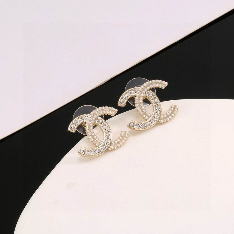 Chanel Earring 06yxh69 (1)
