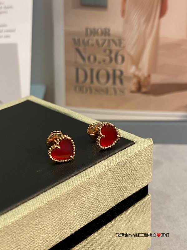Van Cleef & Arpels earring 03lyh28 (1)