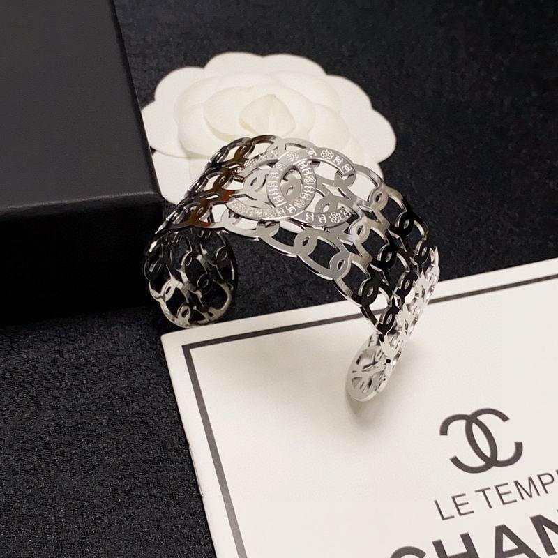 Chanel bracelet 2lyx41 (9)