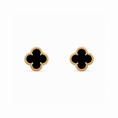 Van Cleef & Arpels earring 12lyh20 (1)
