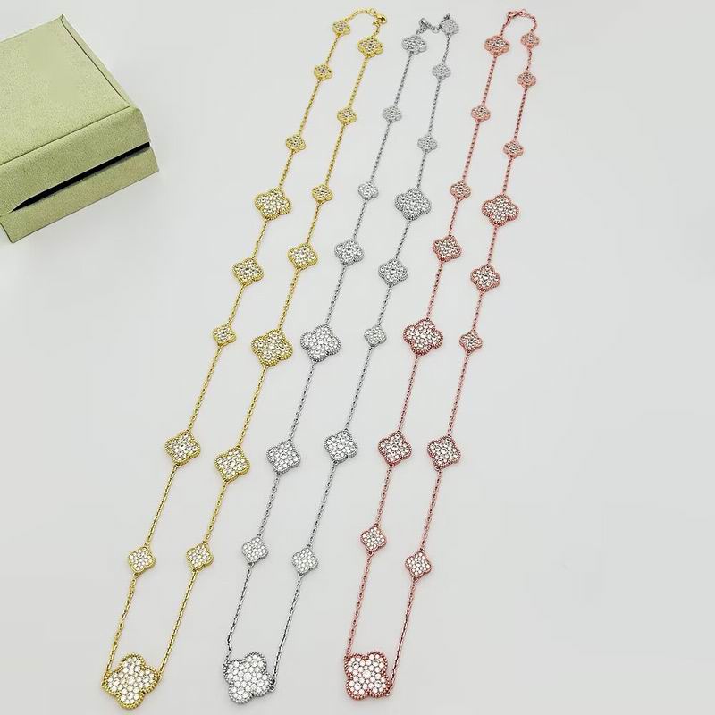 Van Cleef & Arpels necklace 04yxh01 (1)
