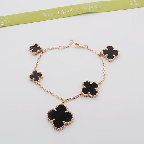 Van Cleef & Arpels bracelet 01lyh40 (1)