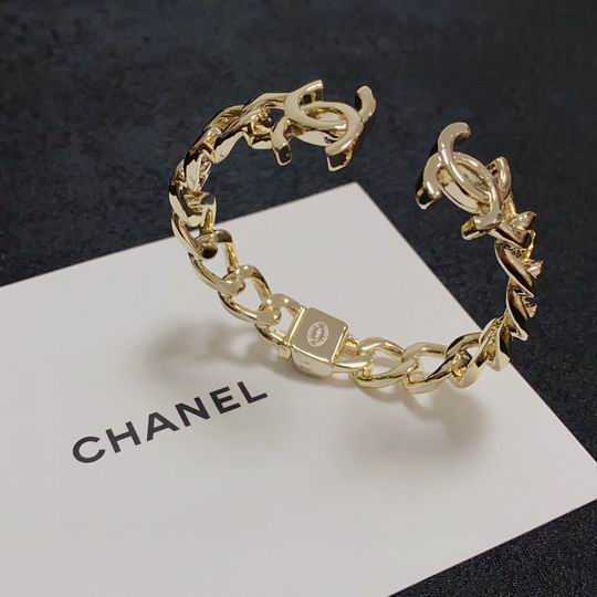 Chanel bracelet 12lyh27 (1)