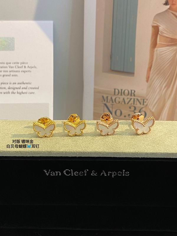 Van Cleef & Arpels earring 03lyh21 (1)