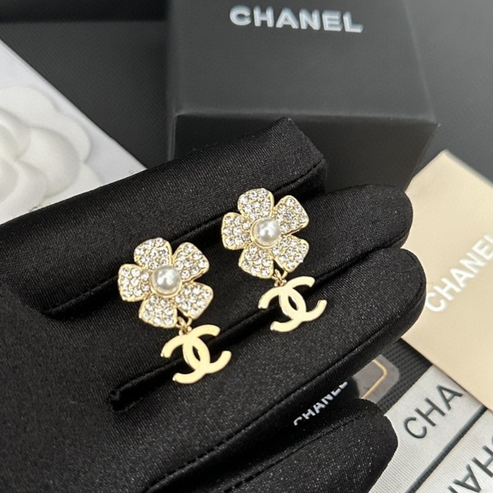 Chanel Earring 06yxh19 (1)