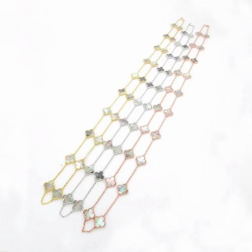Van Cleef & Arpels necklace 05lyh37 (1)