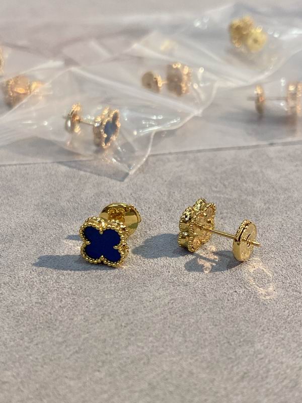 Van Cleef & Arpels earring 03lyh44 (1)