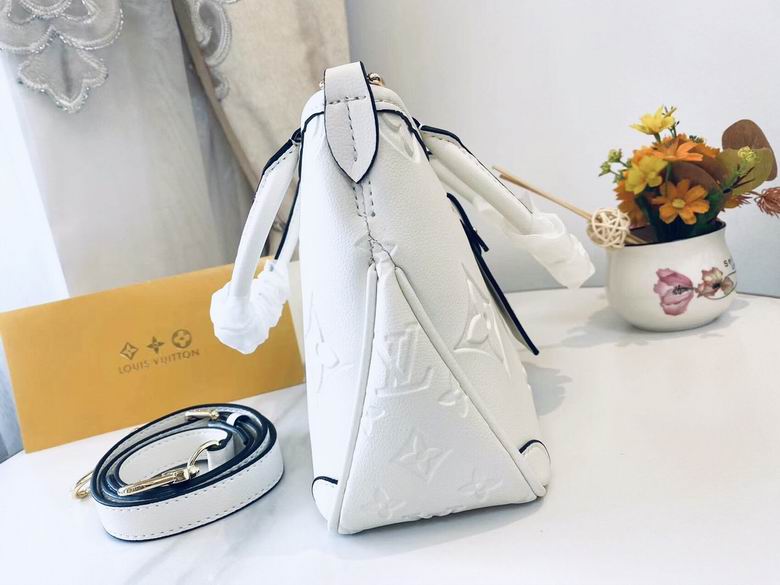 M46588 28X18X8cm YG (1)