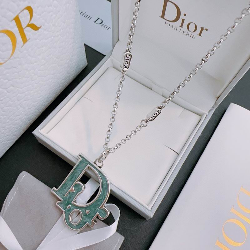 Dior Necklace 03lyh267 (1)