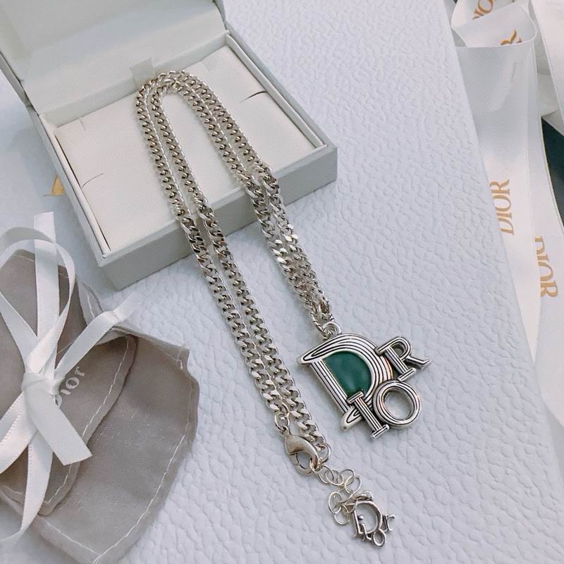 Dior Necklace 05yxh74 (1)