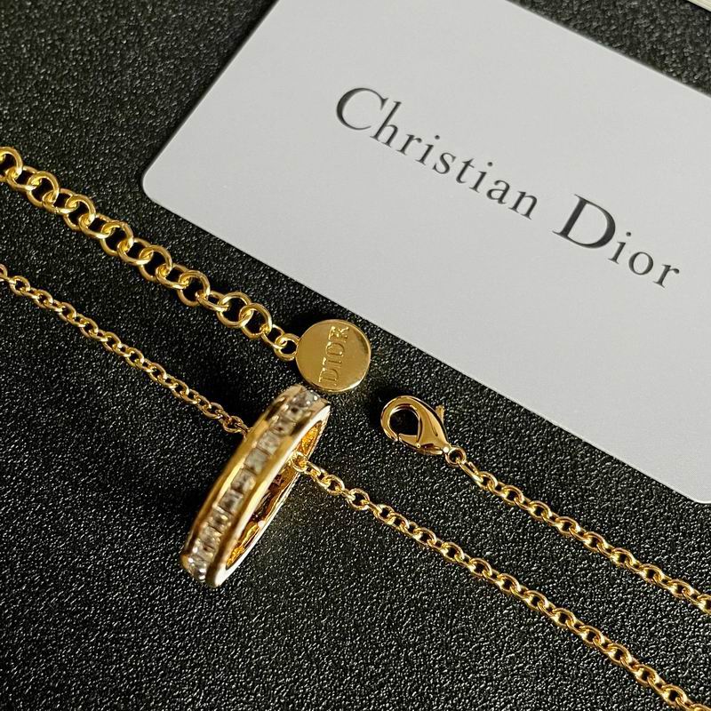 Dior Necklace 05yxh64 (1)