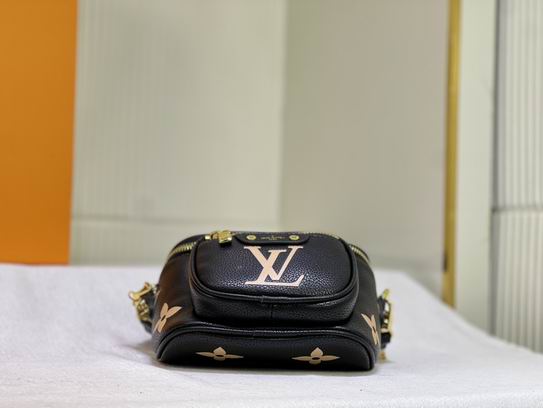 Bumbag M82208 17x12x9.5cm ss (1)