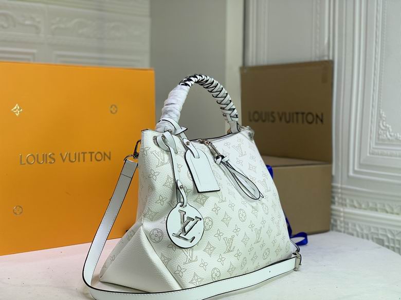 Beaubourg Hobo M56084 32x26x17cm (1)