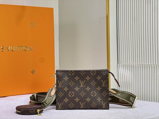 盥洗袋Monogram M47546 M47544 19x15x6cm cs (1)