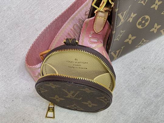 盥洗袋Monogram M47546 M47544 19x15x6cm cs (1)