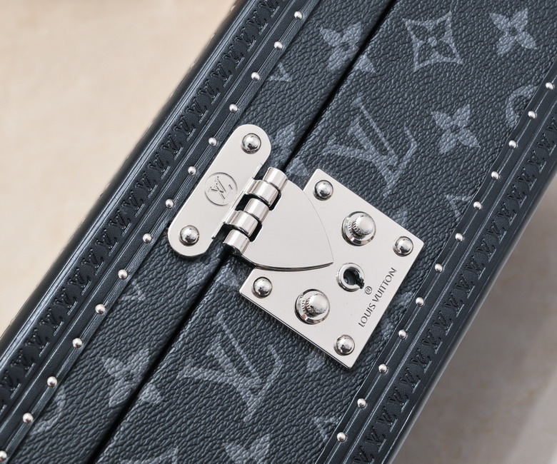 M4700B 34x18x11cm ss_1