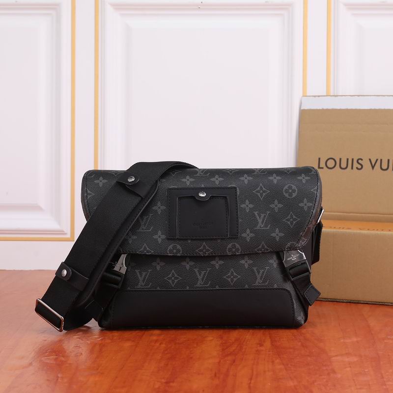 Messenger M40511 33x22.5x11cm ww (1)