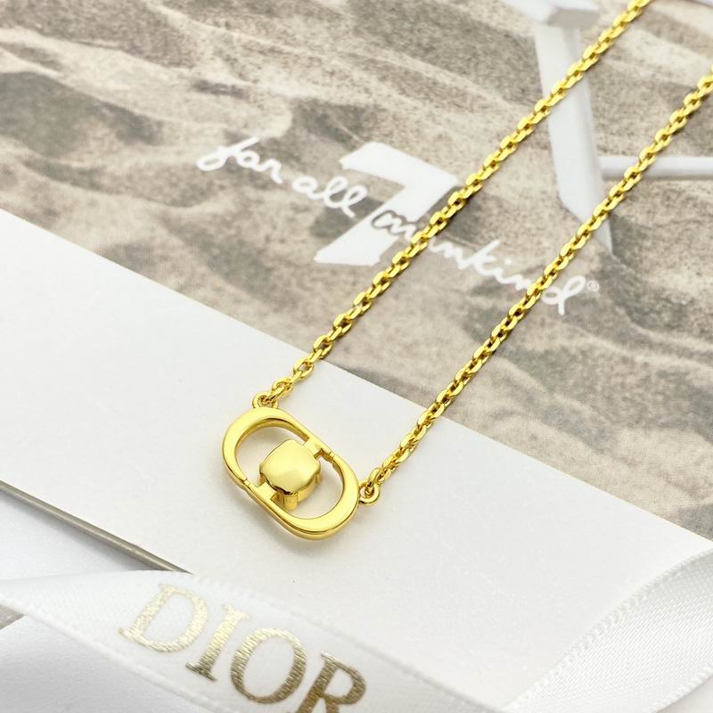 Dior Necklace 05yxh13 (1)