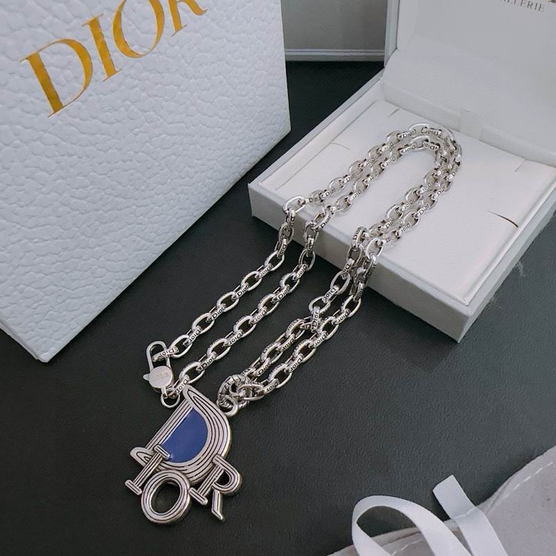 Dior Necklace 05yxh68 (1)