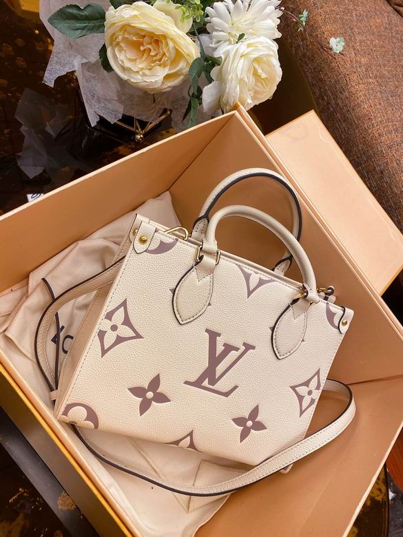 Tote M45654 25X19X11.5cm YG 3colour (1)