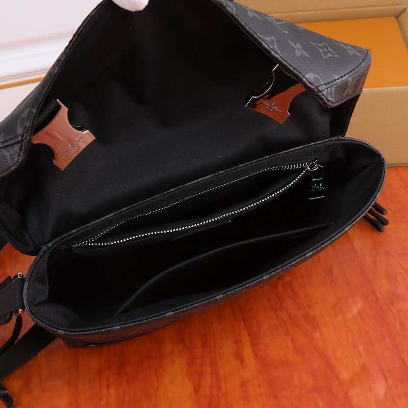 Messenger M40511 33x22.5x11cm ww (1)