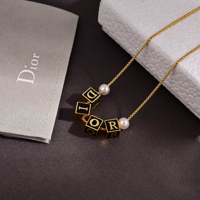 Dior Necklace 05yxh41 (1)