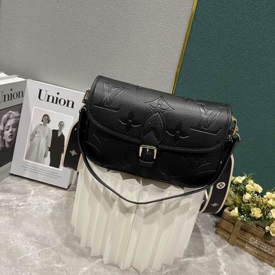 M46386 25X9X15cm YG (1)