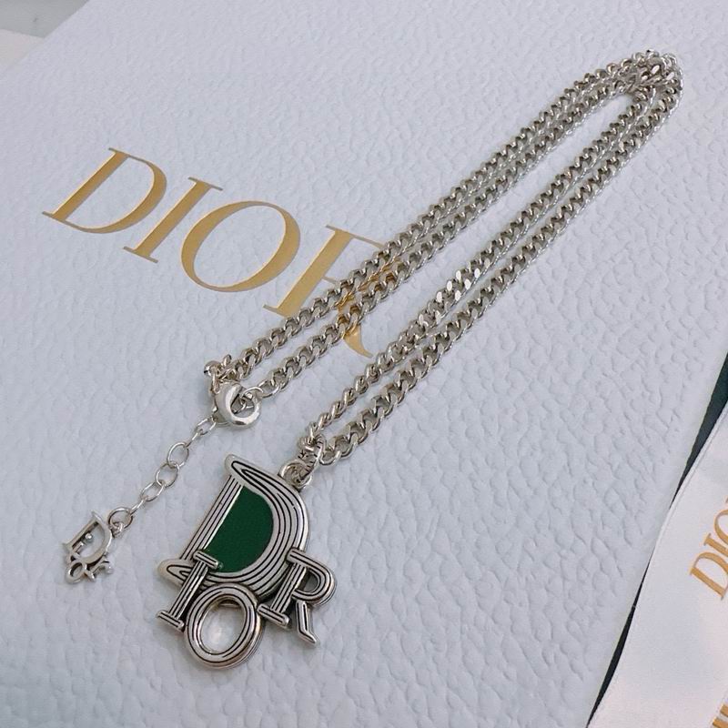Dior Necklace 05yxh74 (1)