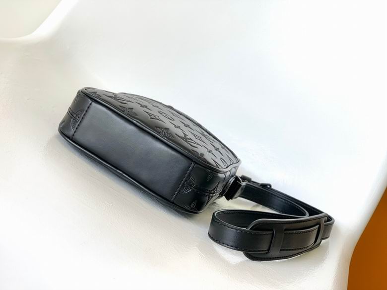 M44972 16X21X4.5cm XM (1)