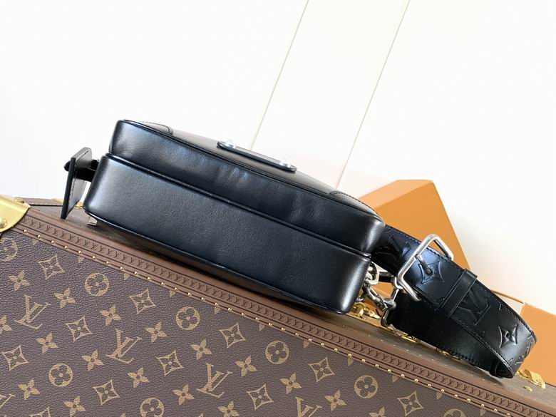 M13987 25X17.5X11cm WP 0