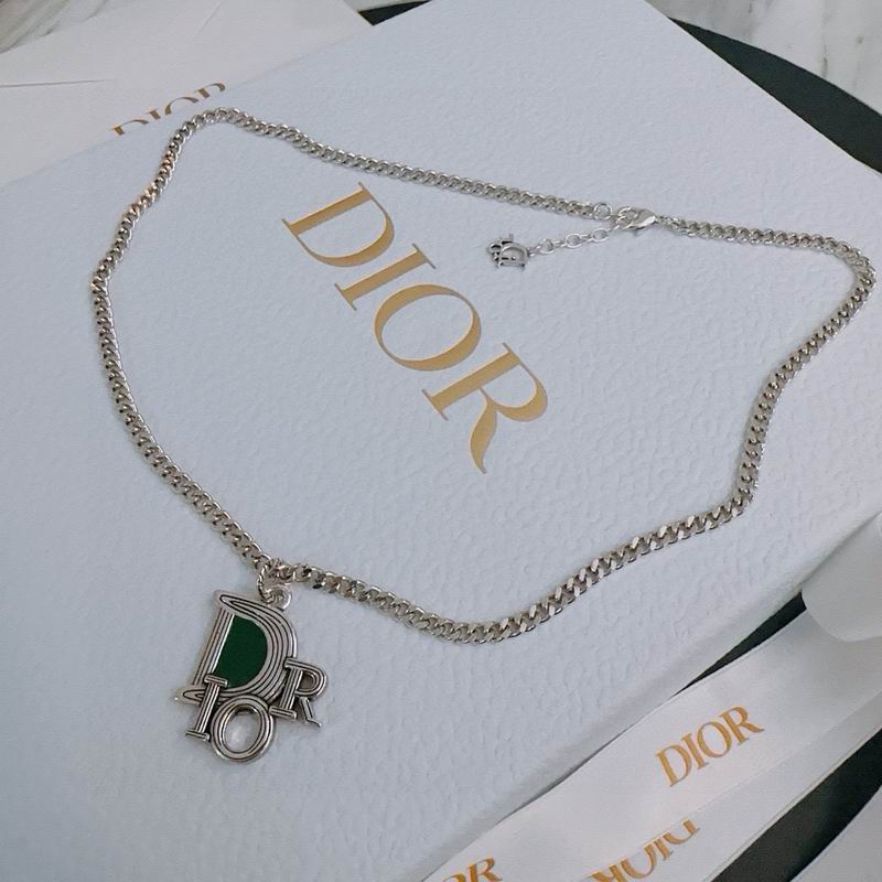 Dior Necklace 05yxh74 (1)