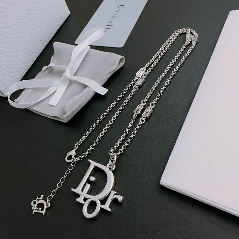 Dior Necklace 03lyh247 (1)