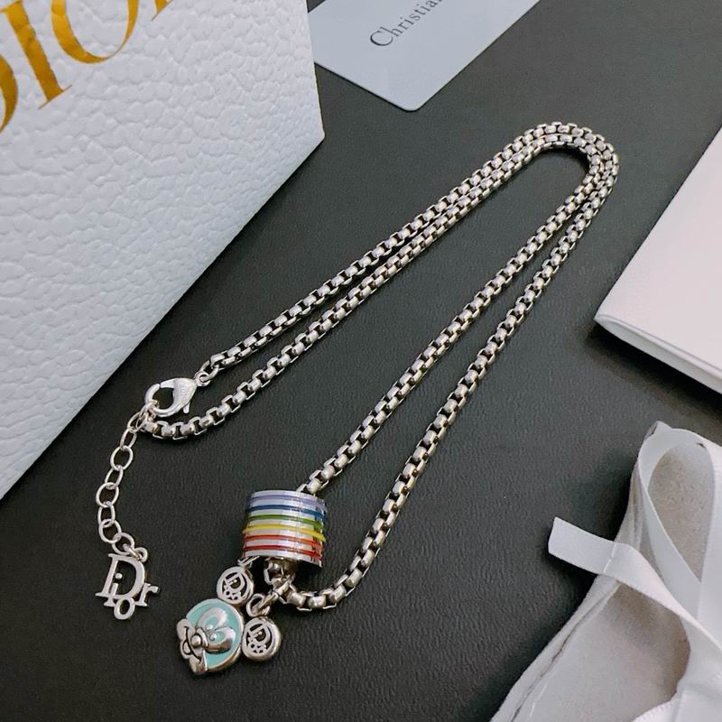 Dior Necklace 06yxh01 (1)