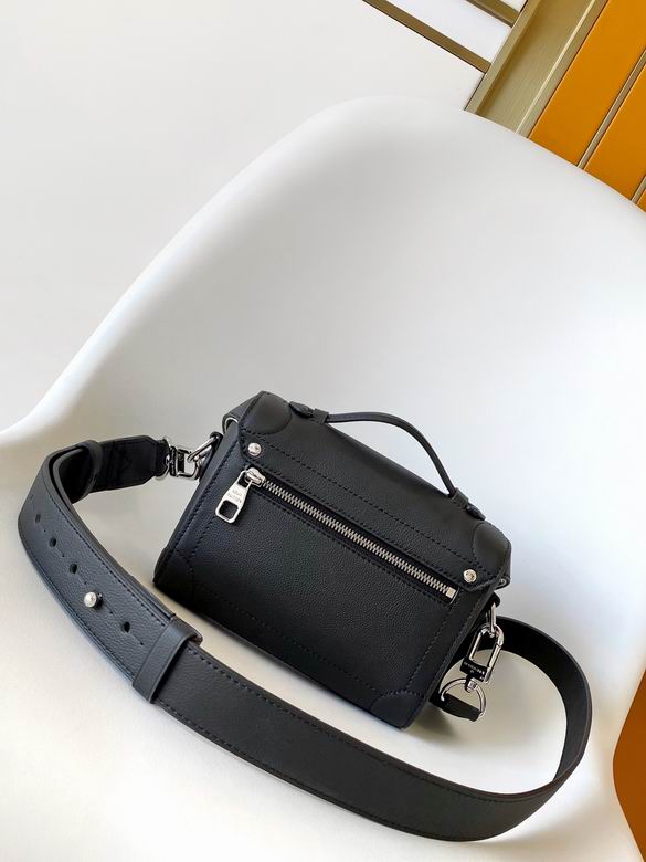M11516 19X15X7cm WP 0